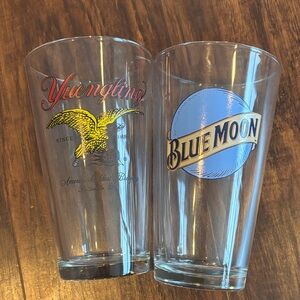 Yuengling and Blue Moon Set of 2 Pint Glass Set